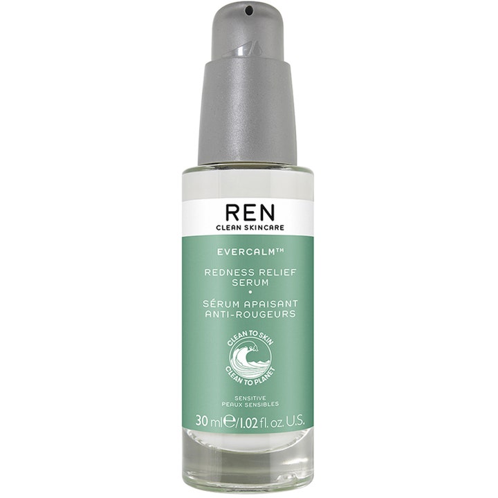 REN Evercalm Redness Relief Serum 30 ml mod rødme i gennemsigtig glasflaske med grå pumpe og grøn etikette