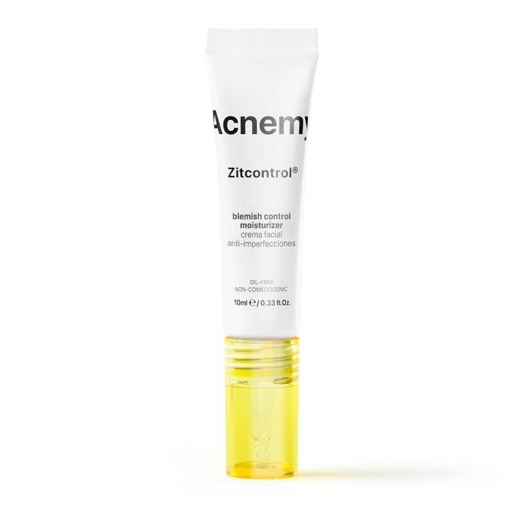 Acnemy Zitcontrol 10 ml fugtgivende ansigtscreme mod urenheder i hvid tube med gennemsigtigt gult låg