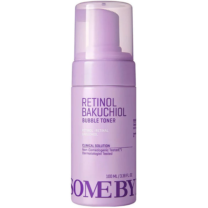 Some By Mi Retinol Bakuchiol Bubble Toner 100 ml i lilla flaske med pumpe der forbedrer hudens tekstur.