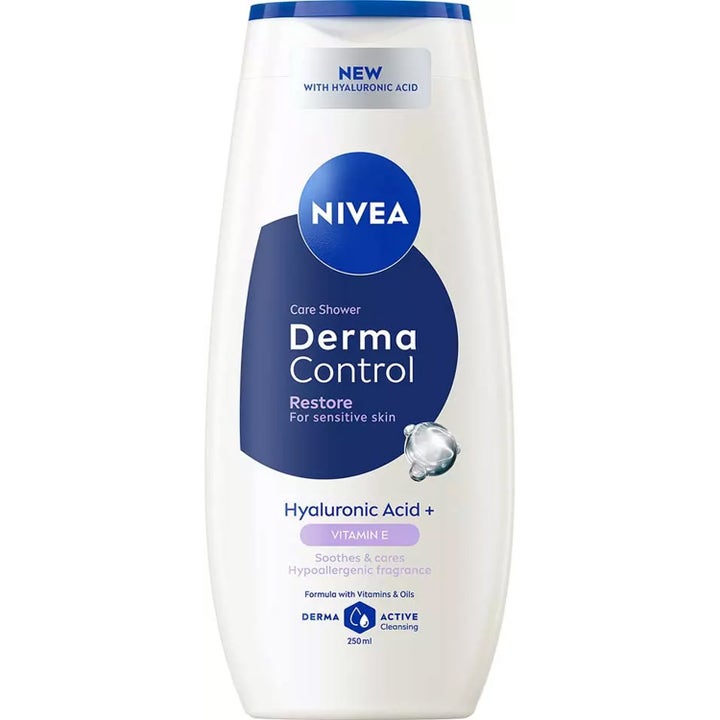Nivea Derma Control Care Shower 250 ml beroligende kropsvask til følsom hud i hvid flaske med blå detaljer
