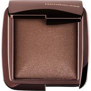 Hourglass Ambient Lighting Powder