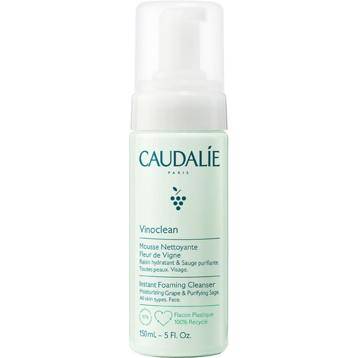 Caudalie Vinoclean Instant Foaming Cleanser 150 ml fugtgivende ansigtsrens i mintgrøn flaske med hvid pumpe og låg