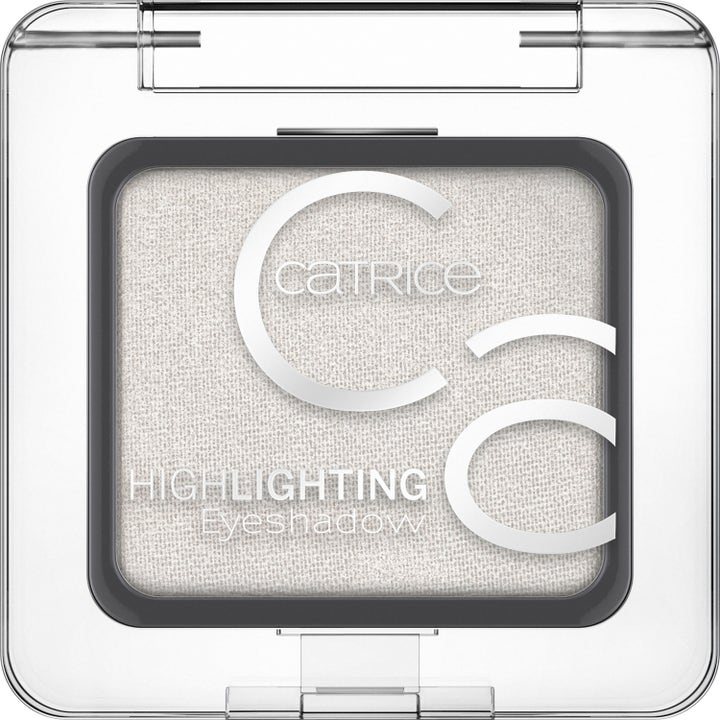 Highlighting Eyeshadow