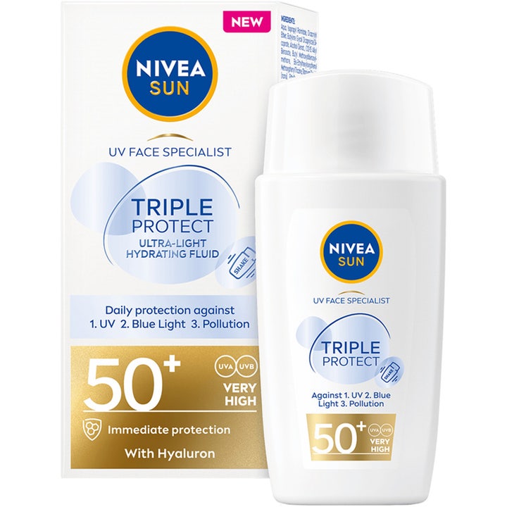 NIVEA UV Face Triple Protect Fluid SPF50+ 40 ml solcreme til ansigtet i hvid flaske og æske med guld detaljer