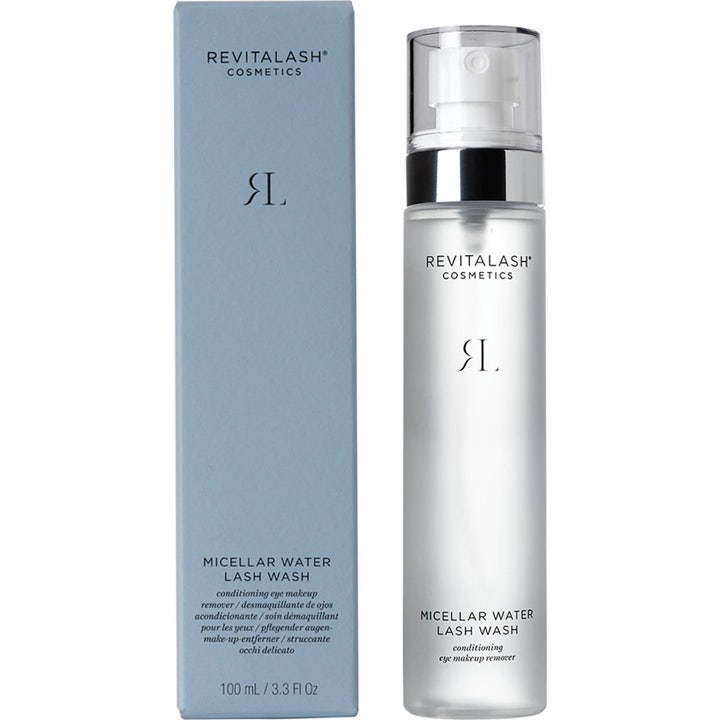 RevitaLash Micellar Water Lash Wash 100 ml rensende micellar water i frostet flaske og lyseblå æske.