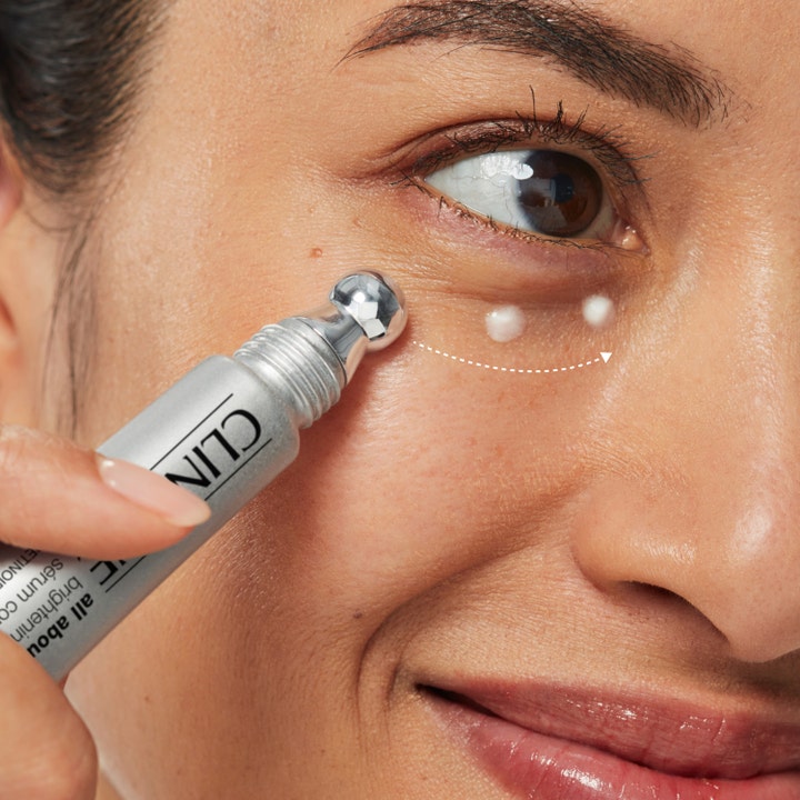 Clinique All About Eyes Brightening Serum Concentrate 10 ml lysnende øjenserum påføres med en metal rollerball.
