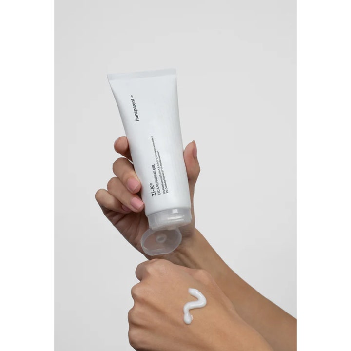 Niche Beauty Lab Transparent Lab Zi-K Cica Repairing Gel 100 ml reparerende ansigtsgel i hvid tube med cremet tekstur