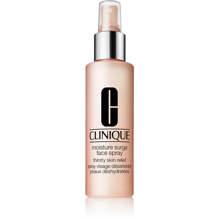 Clinique Moisture Surge Face Spray 125 ml fugtgivende ansigtsspray i en frostet lyserød flaske med sølvpumpe