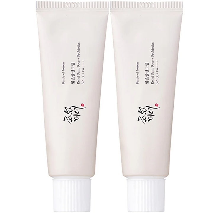 Beauty of Joseon Relief Sun Rice + Probiotics 2-pak beroligende solcreme i to hvide tuber med hvide skruelåg