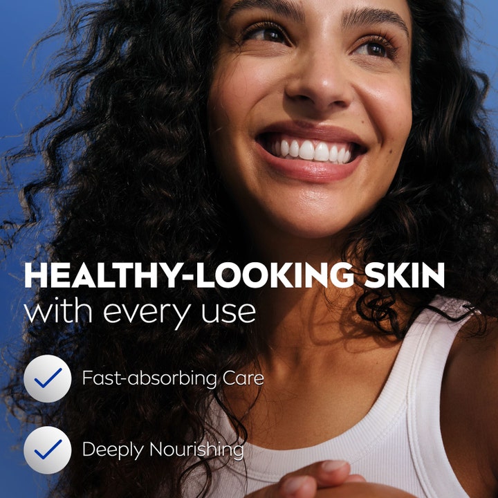 NIVEA Express Hydration Body Lotion 400 ml giver sund hud og dyb næring vist med en smilende kvinde