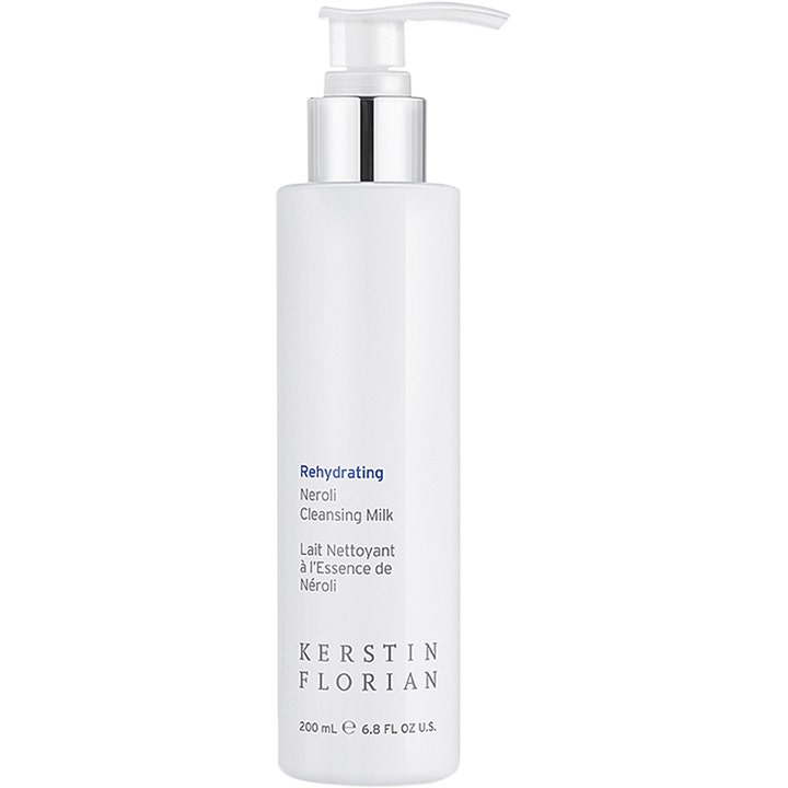 Kerstin Florian Rehydrating Neroli Cleansing Milk 200 ml rensemælk der genfugter i hvid flaske med pumpe og sølvdetaljer