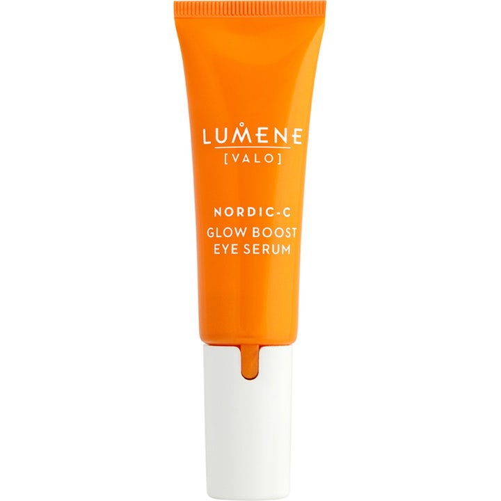 Lumene Nordic-C Glow Boost Eye Serum 10 ml opfriskende øjenserum i en klar orange tube med hvidt låg og hvid tekst