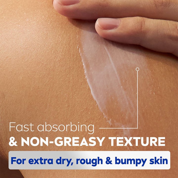 NIVEA Repair & Care Body Cream 400 ml mod ru hud viser en hvid, ikke-fedtende creme der hurtigt trænger ind i huden.