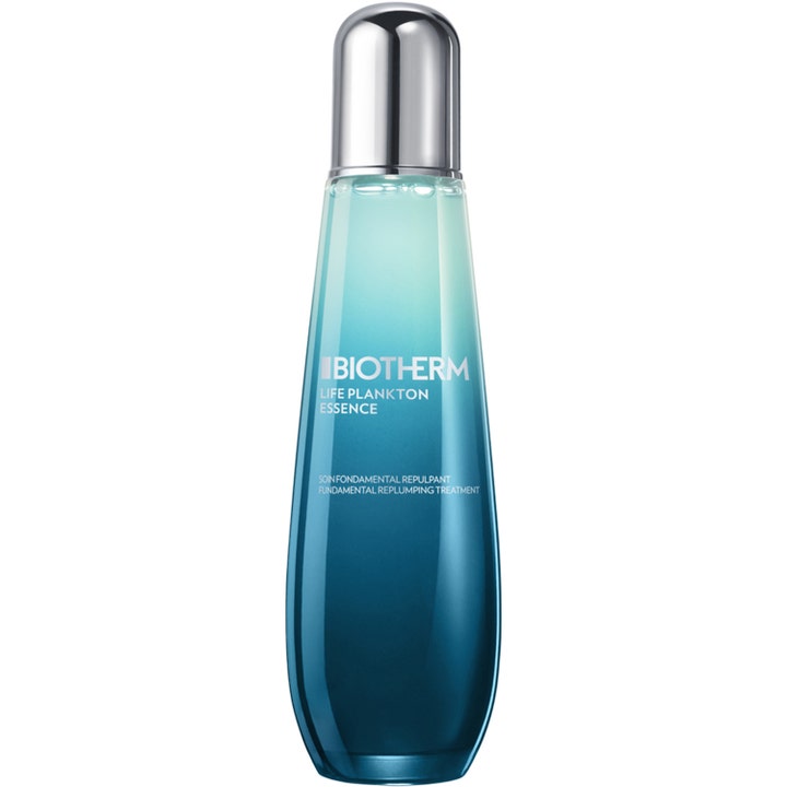 Biotherm Life Plankton Essence fugtgivende ansigtspleje i en blå tonet glasflaske med skinnende sølvlåg