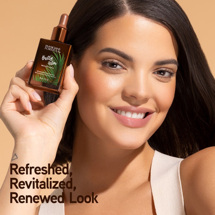Physicians Formula Butter Glow Bronzing Serum 30 ml giver en fornyet glød vist på en smilende kvinde.