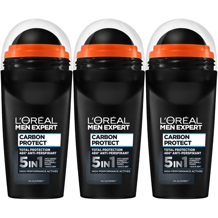 L'Oréal Men Expert Carbon Protect 3x50 ml roll-on deodorant i sorte beholdere med orange detaljer