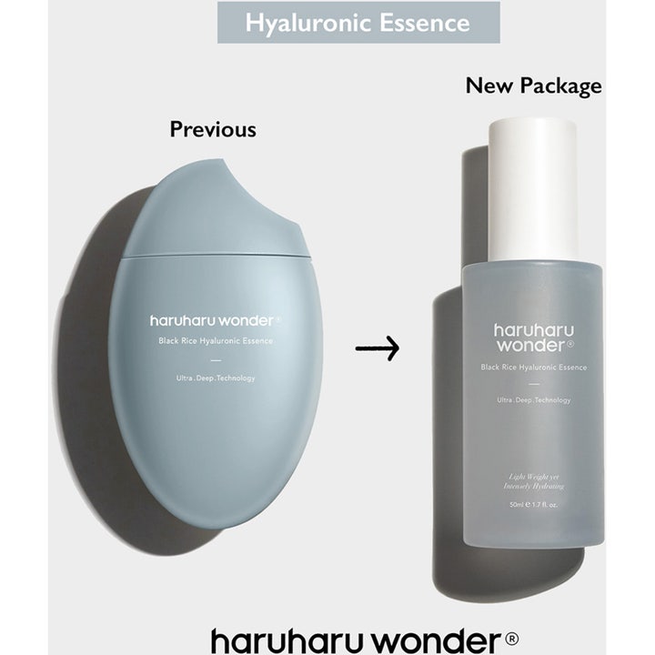 haruharu wonder Black Rice Hyaluronic Essence 50 ml i ny og gammel emballage med hvid pumpe