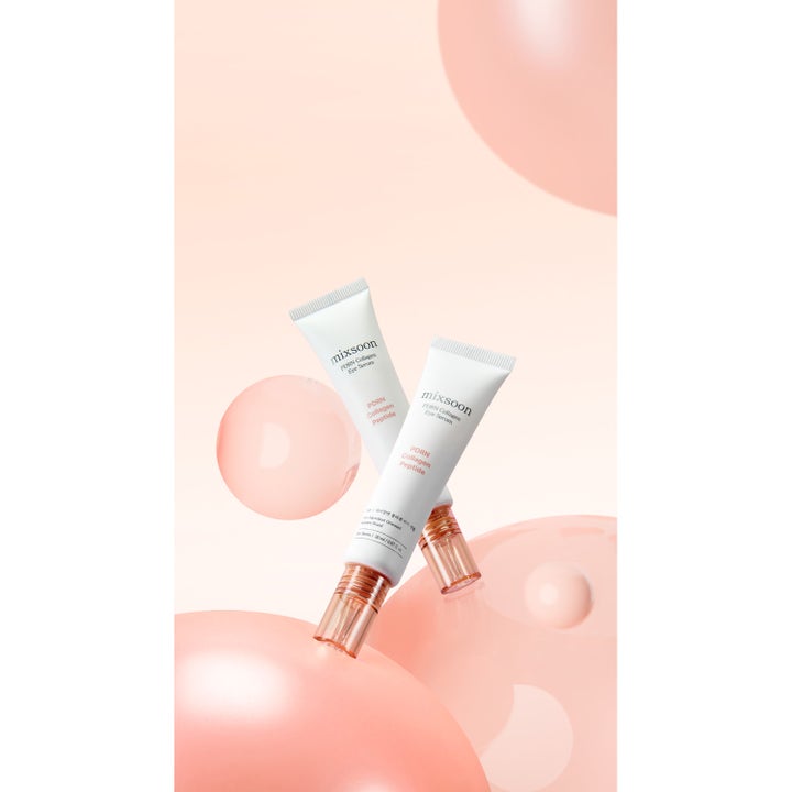 Mixsoon PDRN Collagen Eye Serum 20 ml opstrammende øjenserum i hvide tuber med rosa guld låg og svævende lyserøde bobler