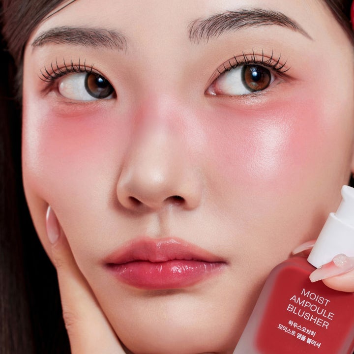 Moist Ampoule Blusher
