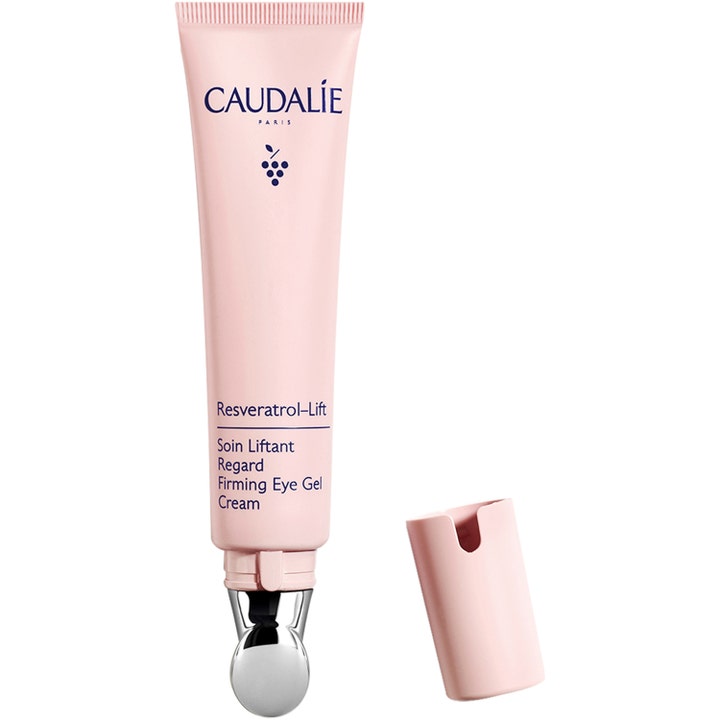 Caudalie Resveratrol-Lift 15 ml opstrammende øjencreme i lyserød tube med kølende metalapplikator og løst låg