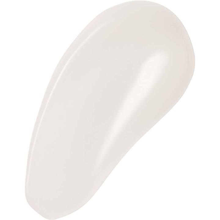 No7 Lift & Luminate Triple Action Serum 30 ml ansigtsserum med en cremet og glat hvid tekstur til følsom hud