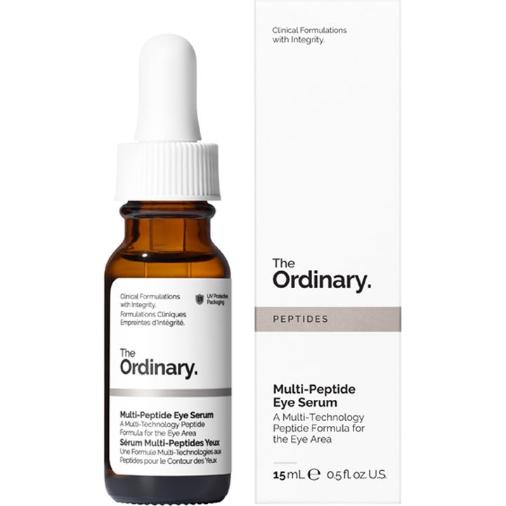 The Ordinary Multi-Peptide Eye Serum 15 ml øjenserum i brun glasflaske med hvid pipette og tilhørende hvid æske.